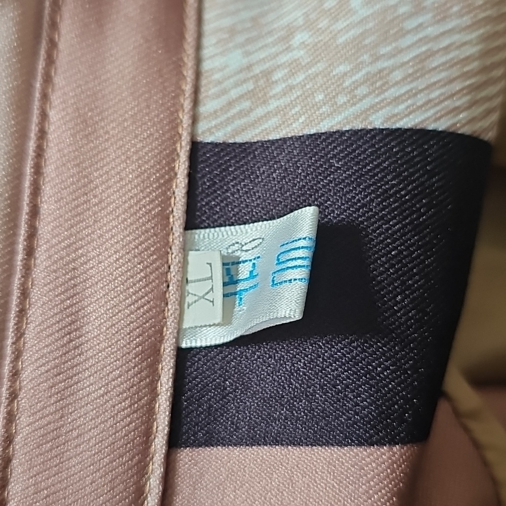 Stylish Plaid Long Coat - image 3